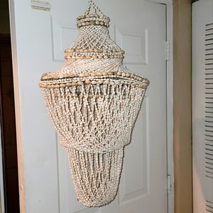 BEAUTIFUL VINTAGE HANDMADE SEASHELL CHANDELIER LAMP SHADE 33" TALL COLLECTABLE